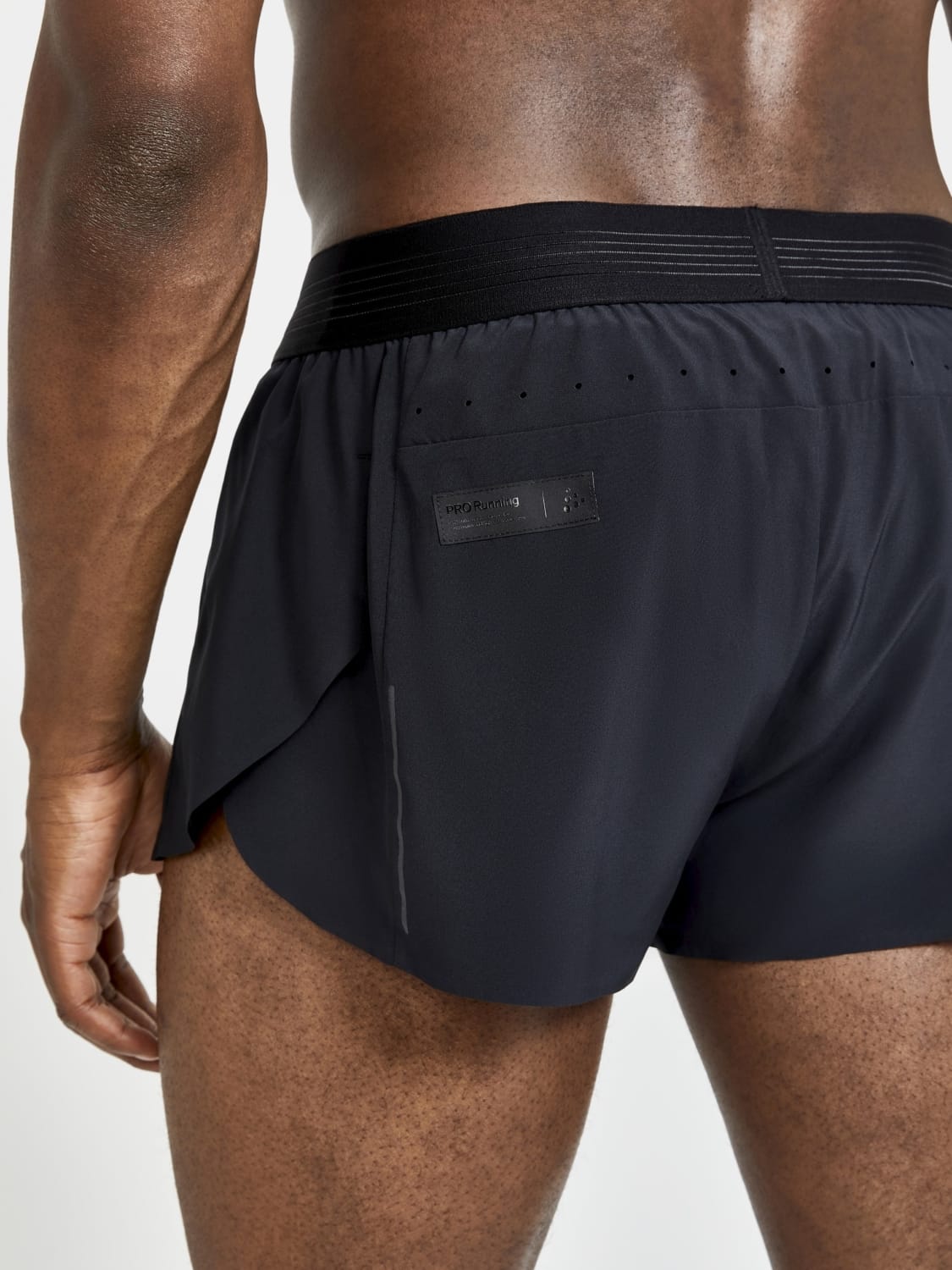 CRAFT Pro Hypervent Split Shorts Men, Black - Compass Point